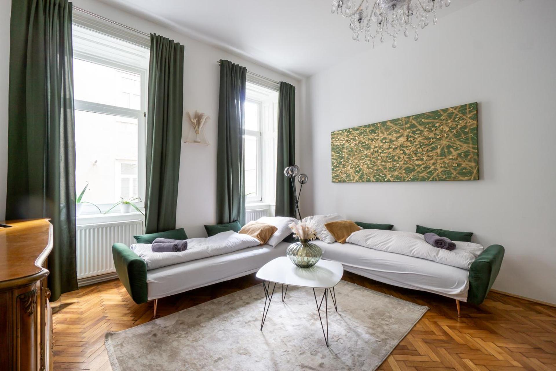 Central Apartment In Viennese Old Building Exterior foto